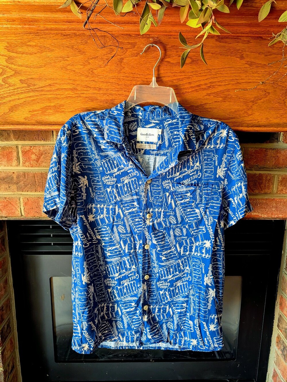 Goodfellow & Co Blue Graphic Short-Sleeve Button-Down Shirt